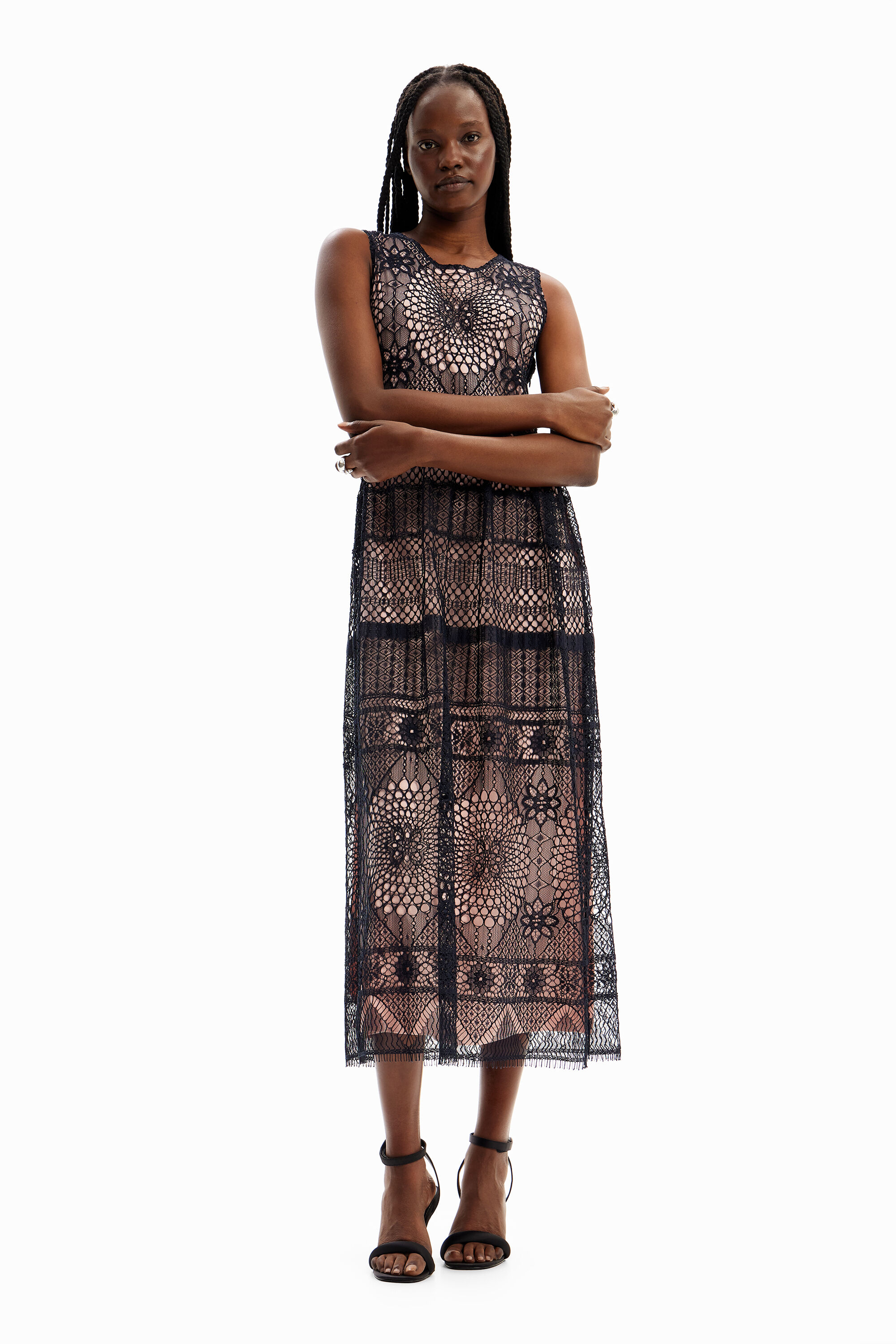 Vestido midi confeccionado por M. Christian Lacroix