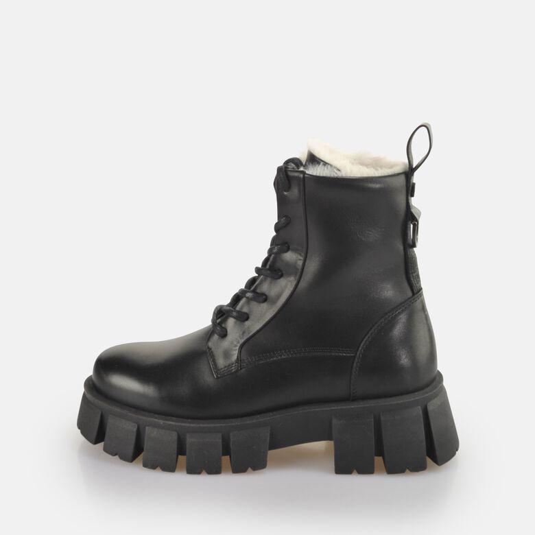 Escape Lace Up Mid Warm