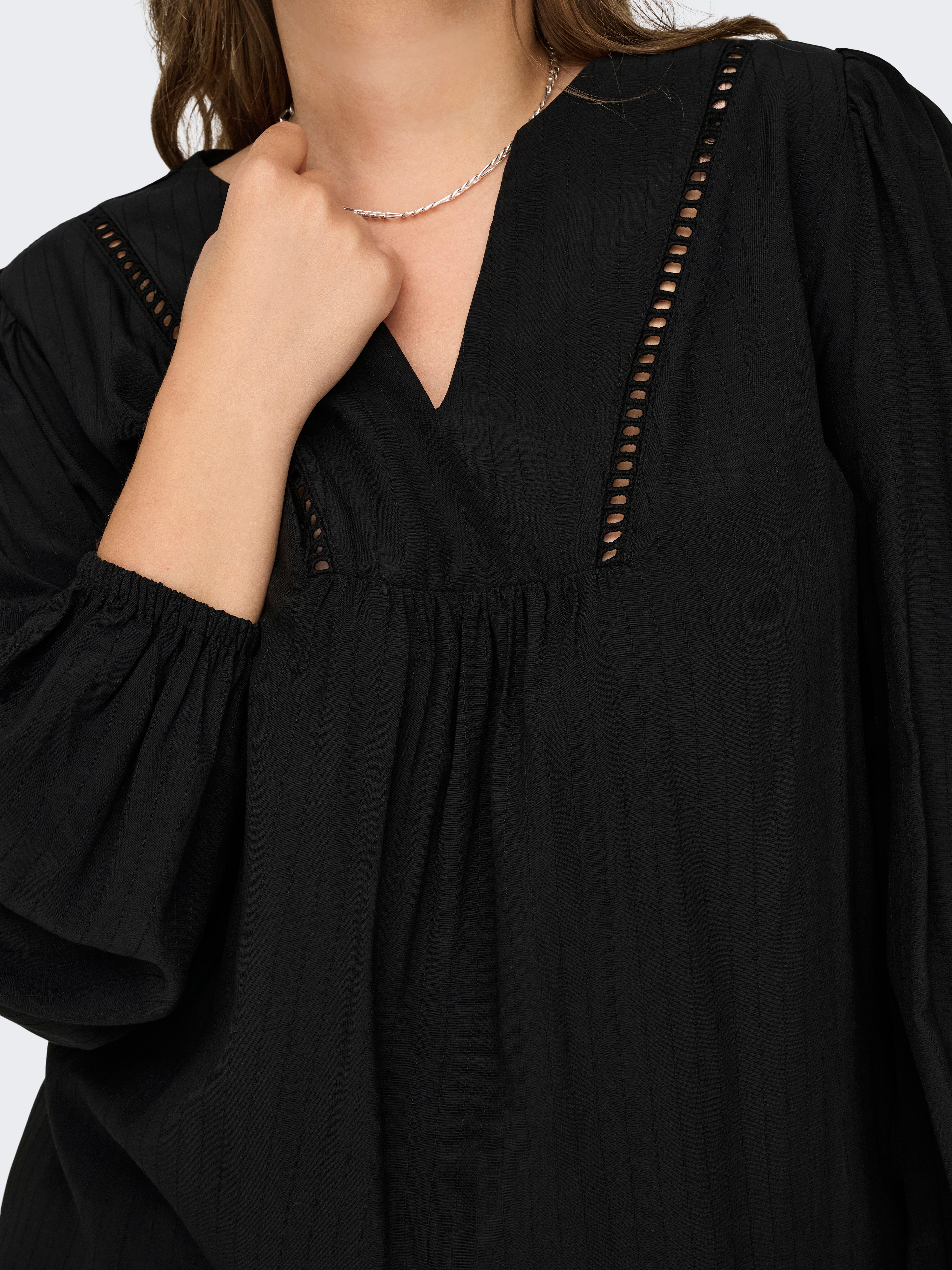 CARMYRNA Top Black