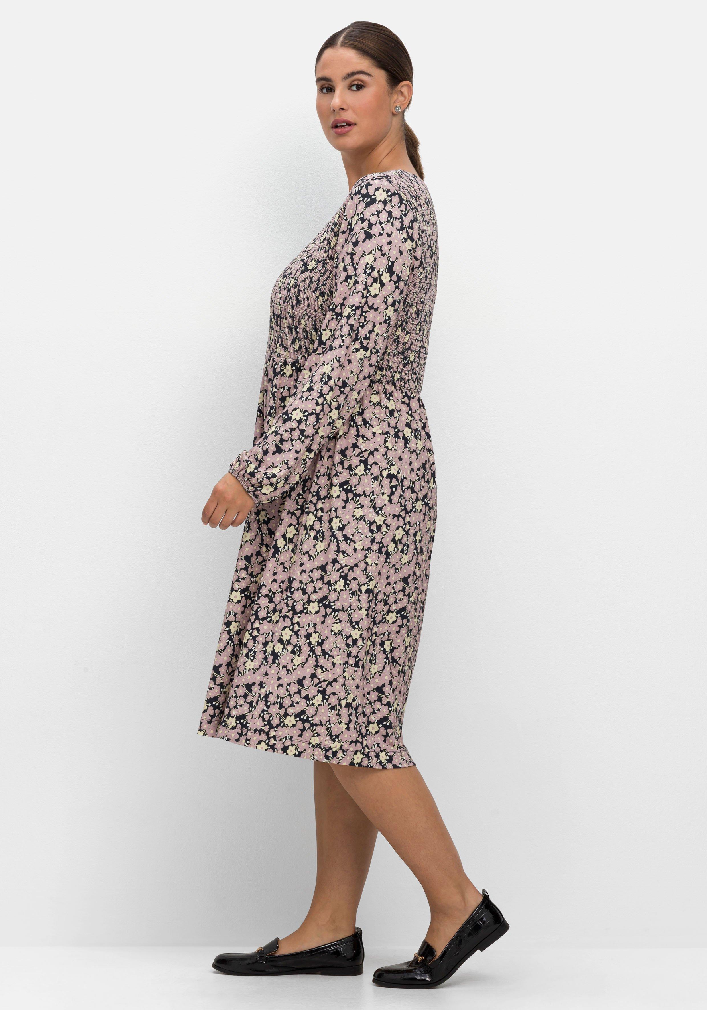 Jerseykleid mit Alloverdruck und Smok-Oberteil