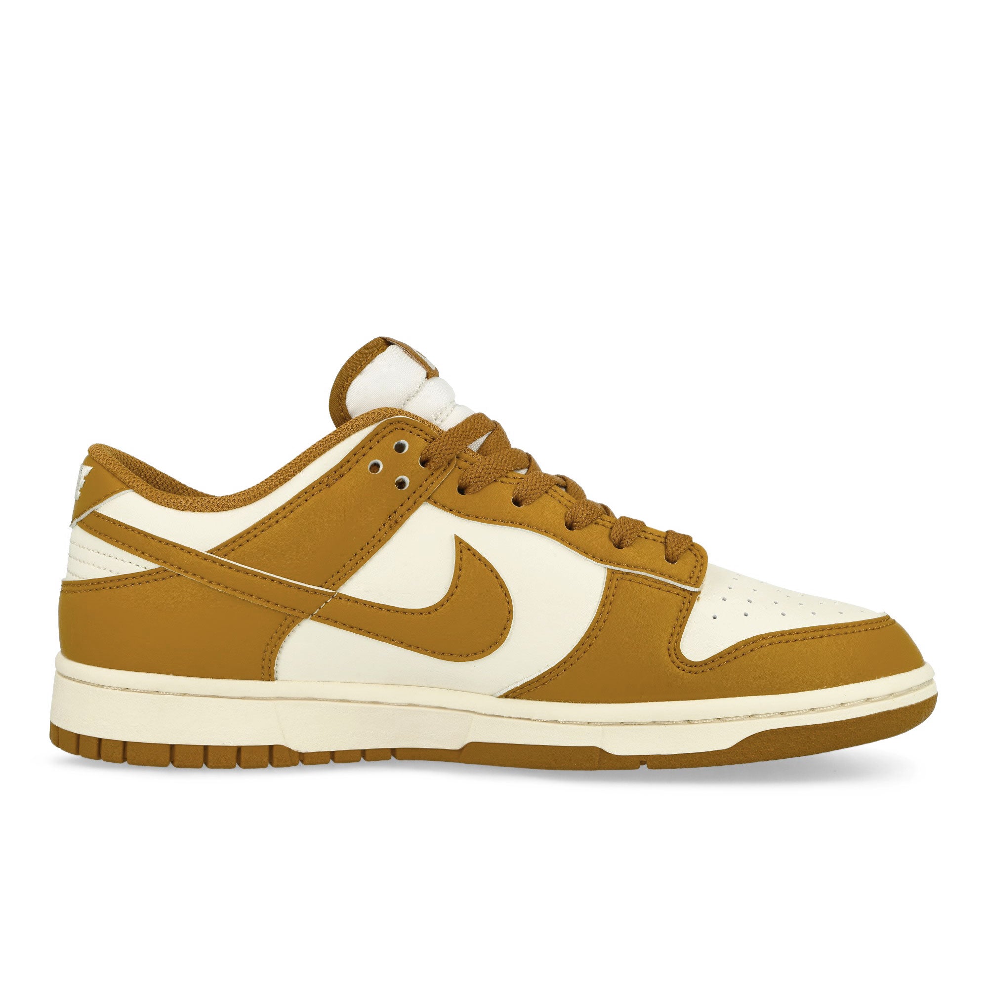 Nike<br>Dunk Low Retro