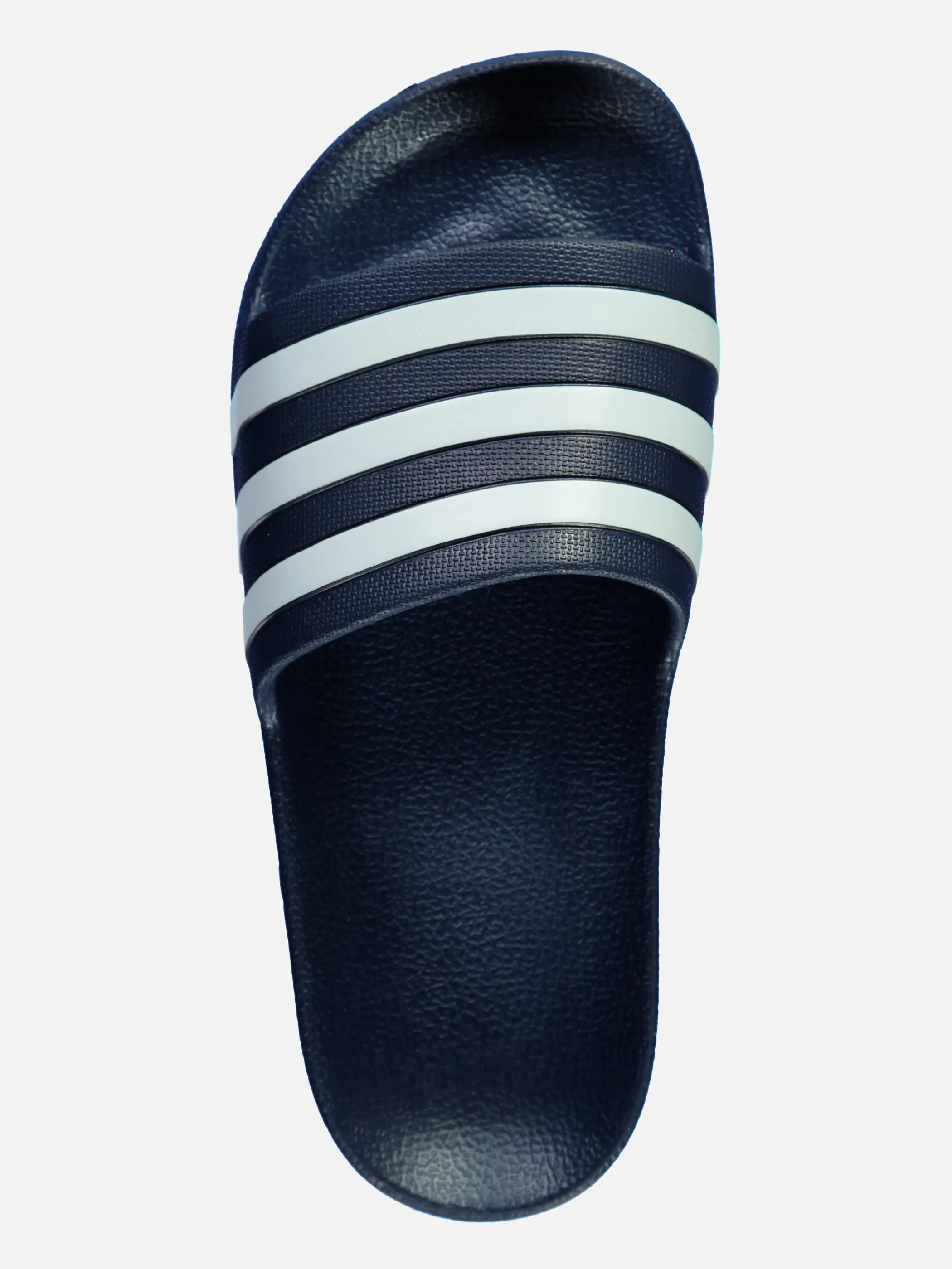 Badeschuhe in gestreifter Optik