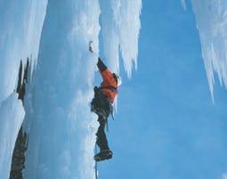 Eisklettern im Piztal als besondere Geschenkidee