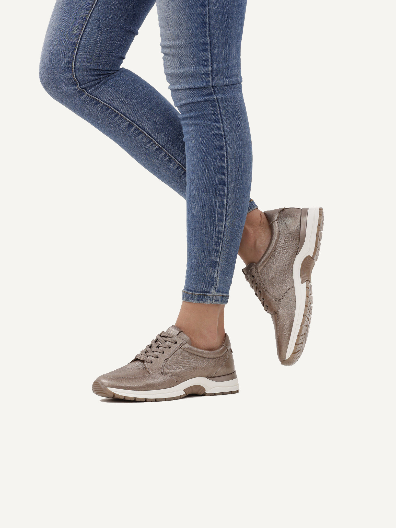 Sneaker