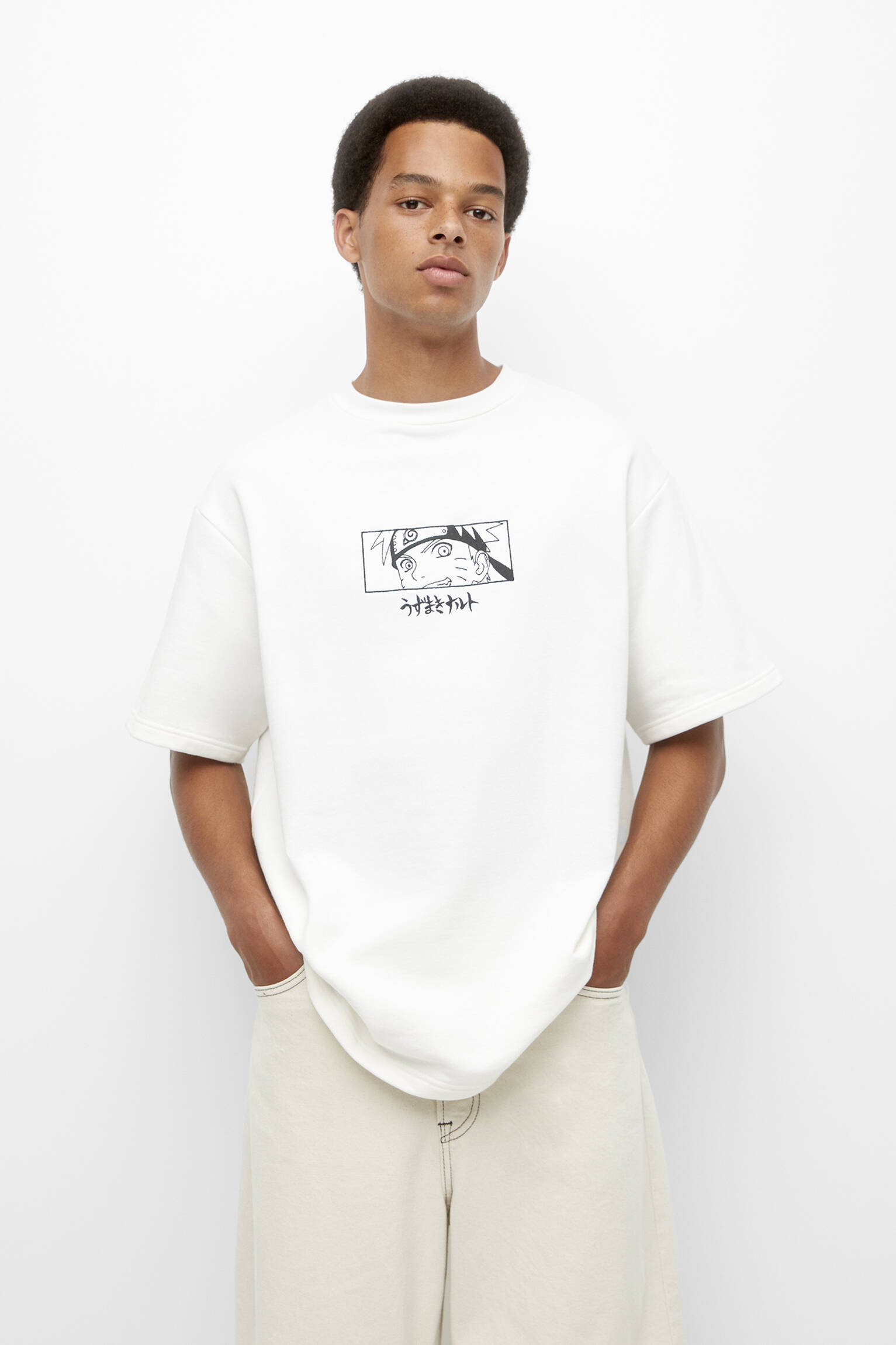 CAMISETA BRANCA COM BORDADO DO NARUTO - BRANCO SUJO