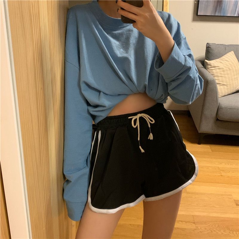 Monroll - Shorts met contrasterende afwerking