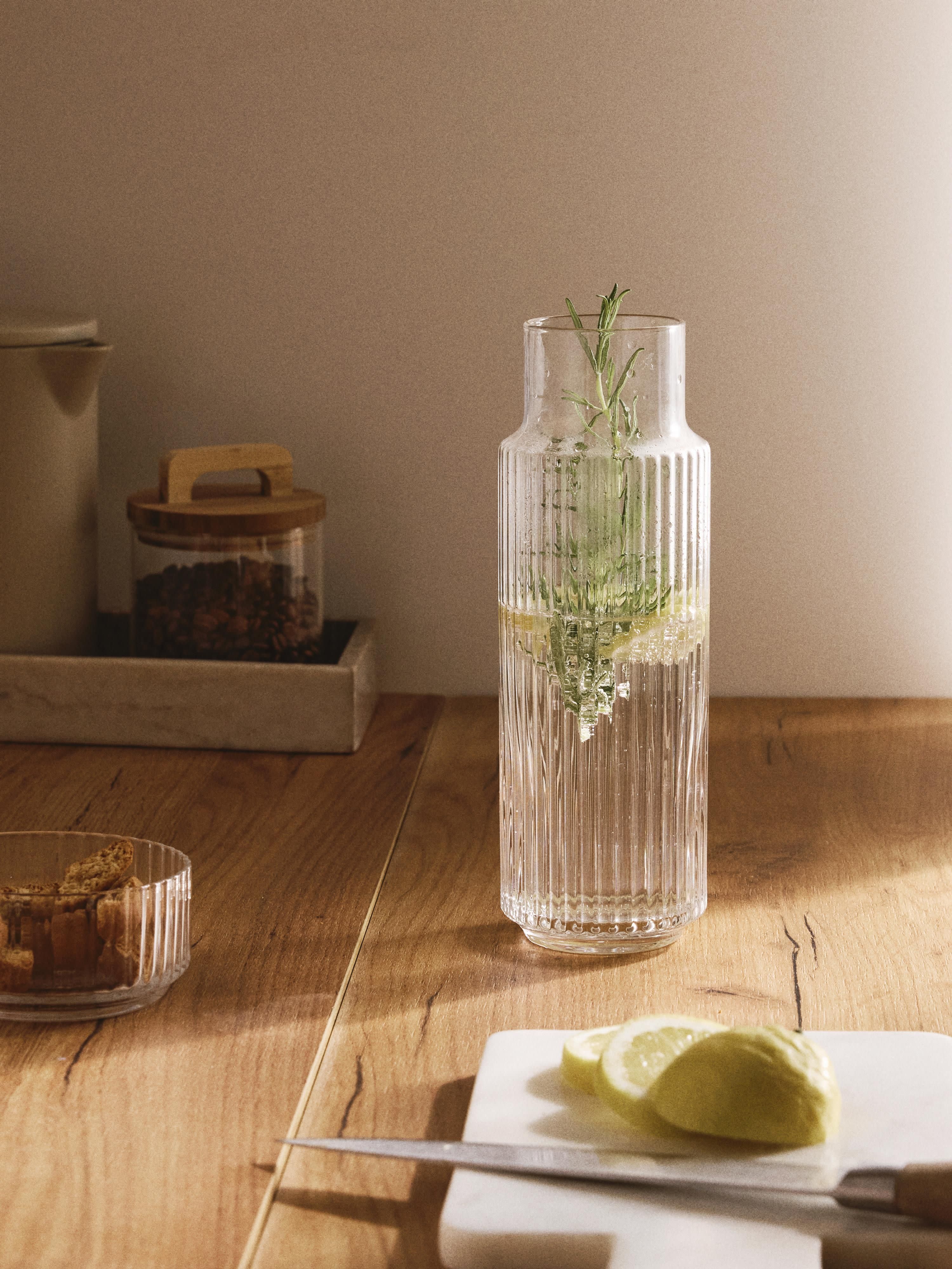Mondgeblazen karaf Aleo, 1 liter
