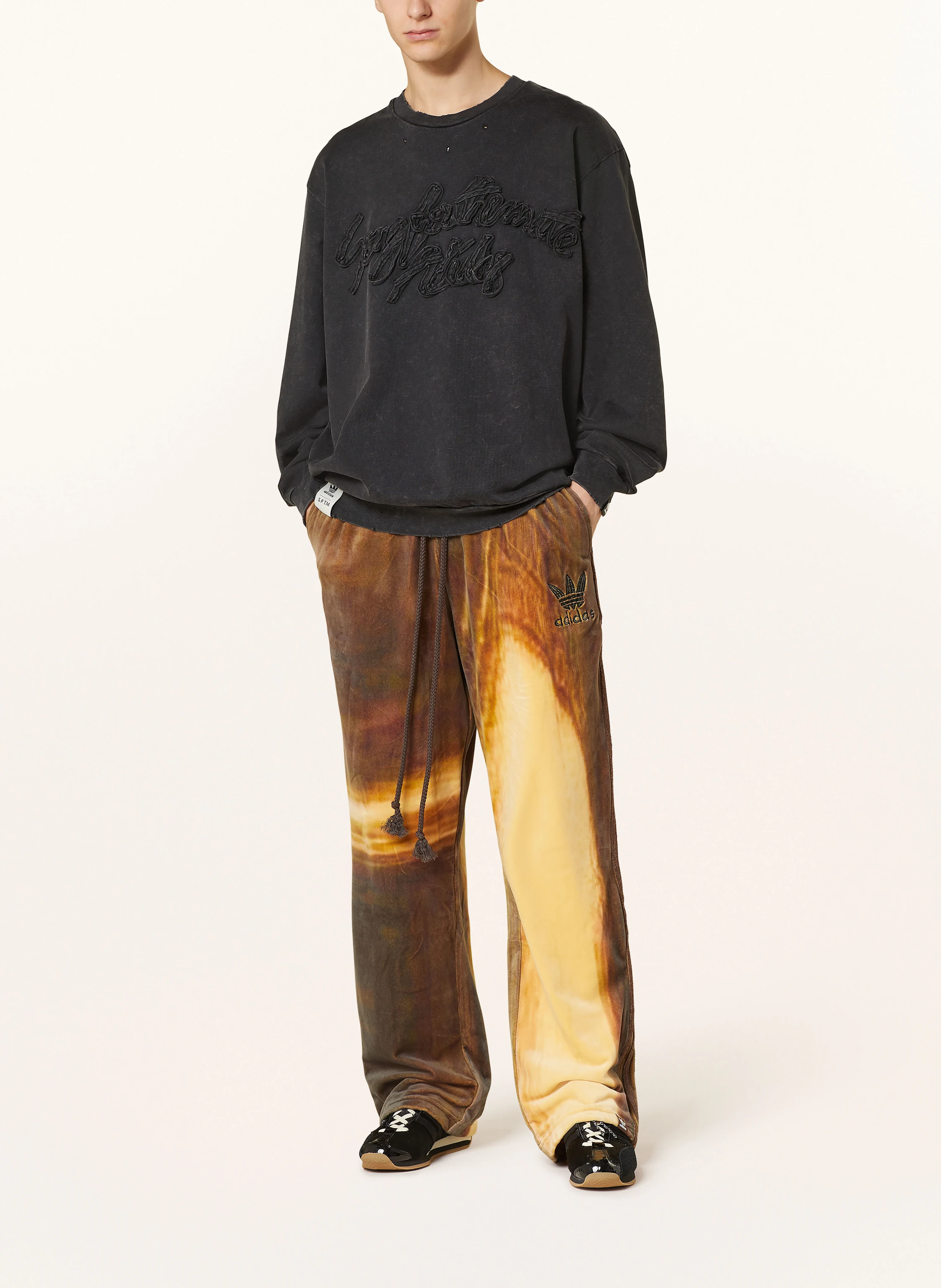 adidas Sweatshirt
