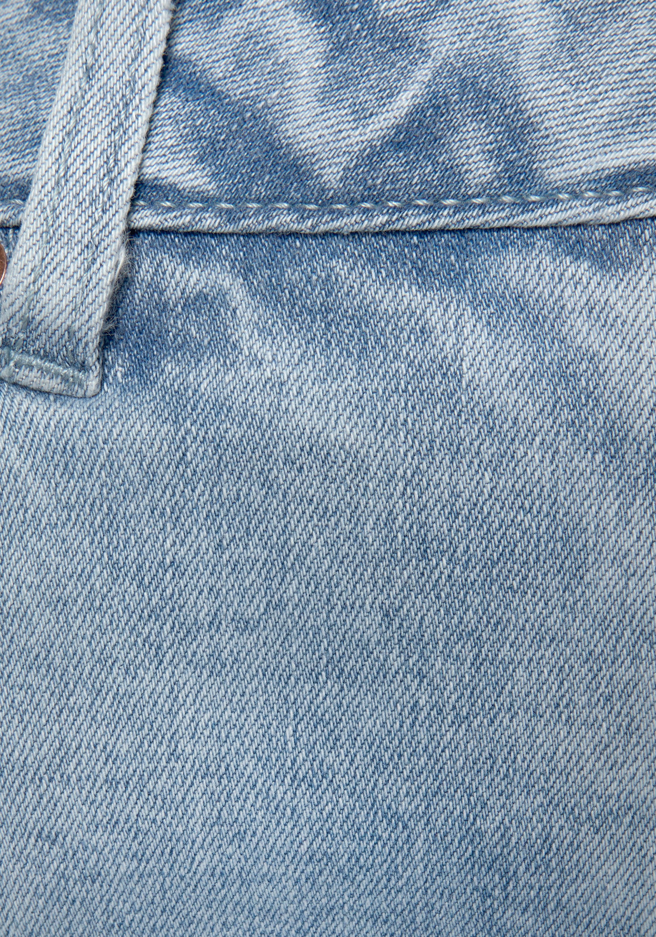 Buffalo Weite Jeans , mit leicht ausgefranstem Beinabschluss, Culotte Jeans in 7/8-Länge
