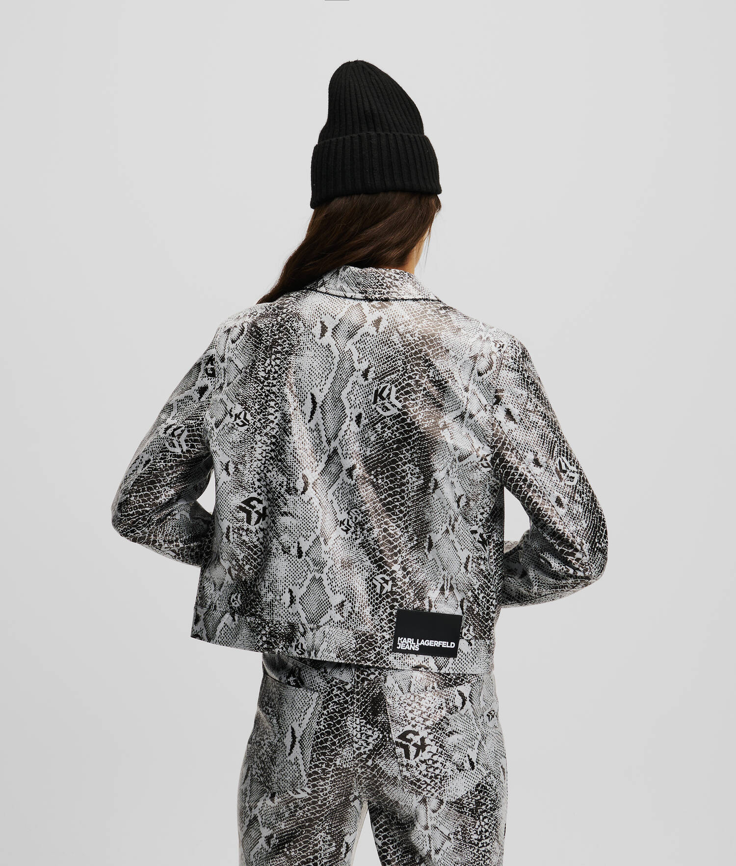 VESTE EN SIMILI-CUIR IMPPRIMÉ PEAU DE SERPENT KLJ