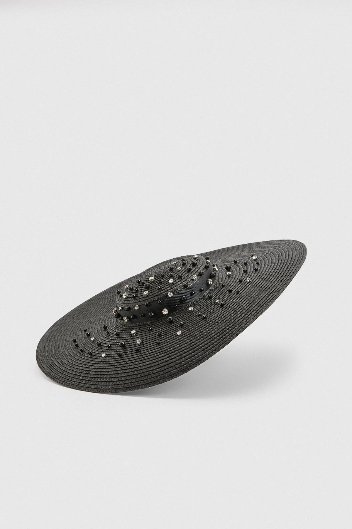 KarenMillen Bibi Style Canotier Avec Détail De Perles Dispersées
