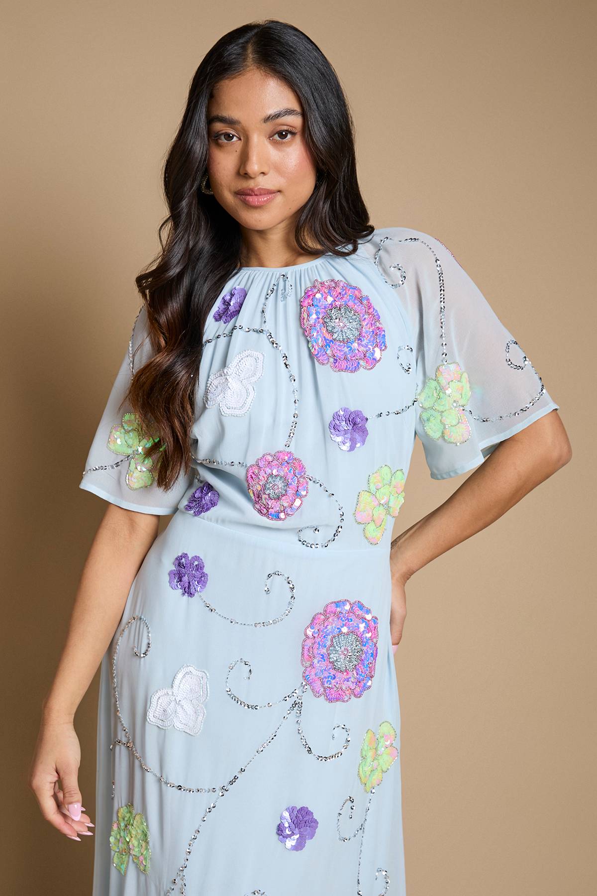 Oasis Robe Longue Ornementée À Manches D'ange Pour Petite Taille
