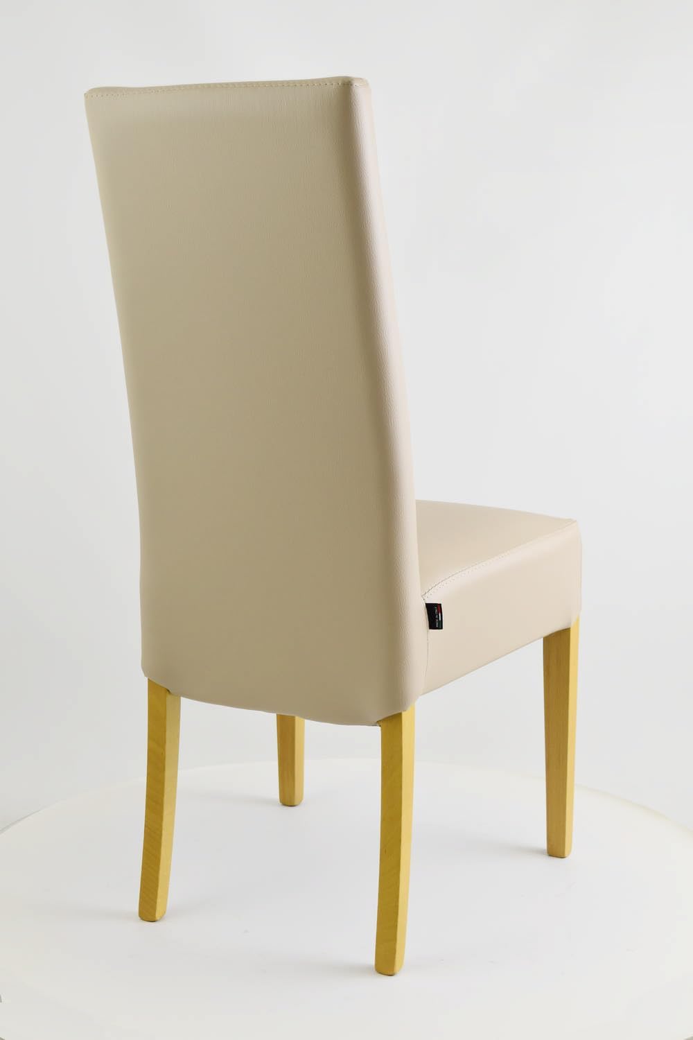 t m c s Tommychairs - 4er Set Moderne Stühle Luisa für Küche und Esszimmer, robuste Struktur aus lackiertem Buchenholz Farbe Eiche, Gepolstert und mit Kunstleder in der Farbe Leinen bezogen