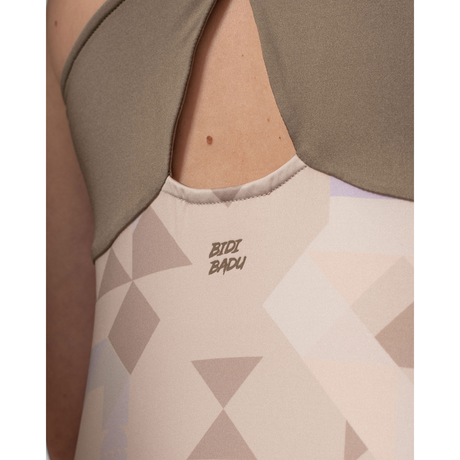 Bidi Badu Paris Tank