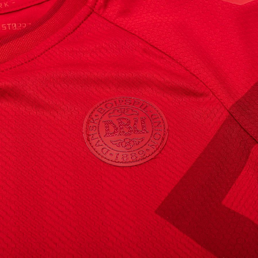 Danemark Maillot Domicile Coupe du Monde 2022 Mini-Kit Enfant