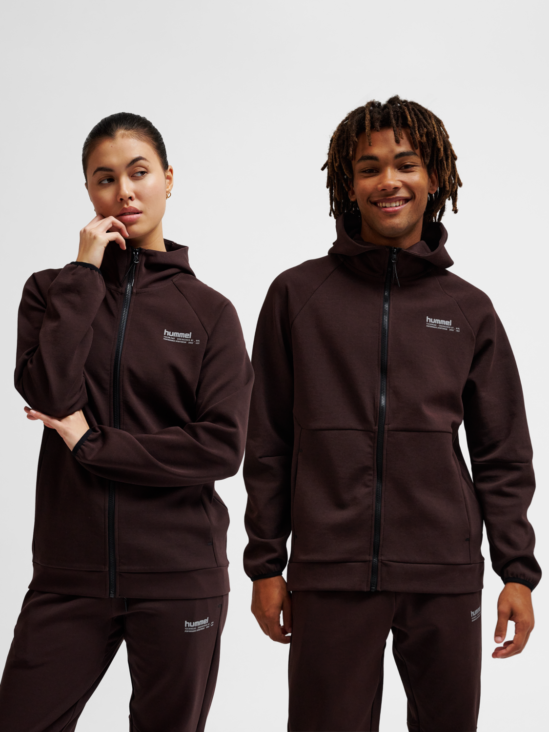 hmlTECH FLEECE REGULAR ZIP HOODIE