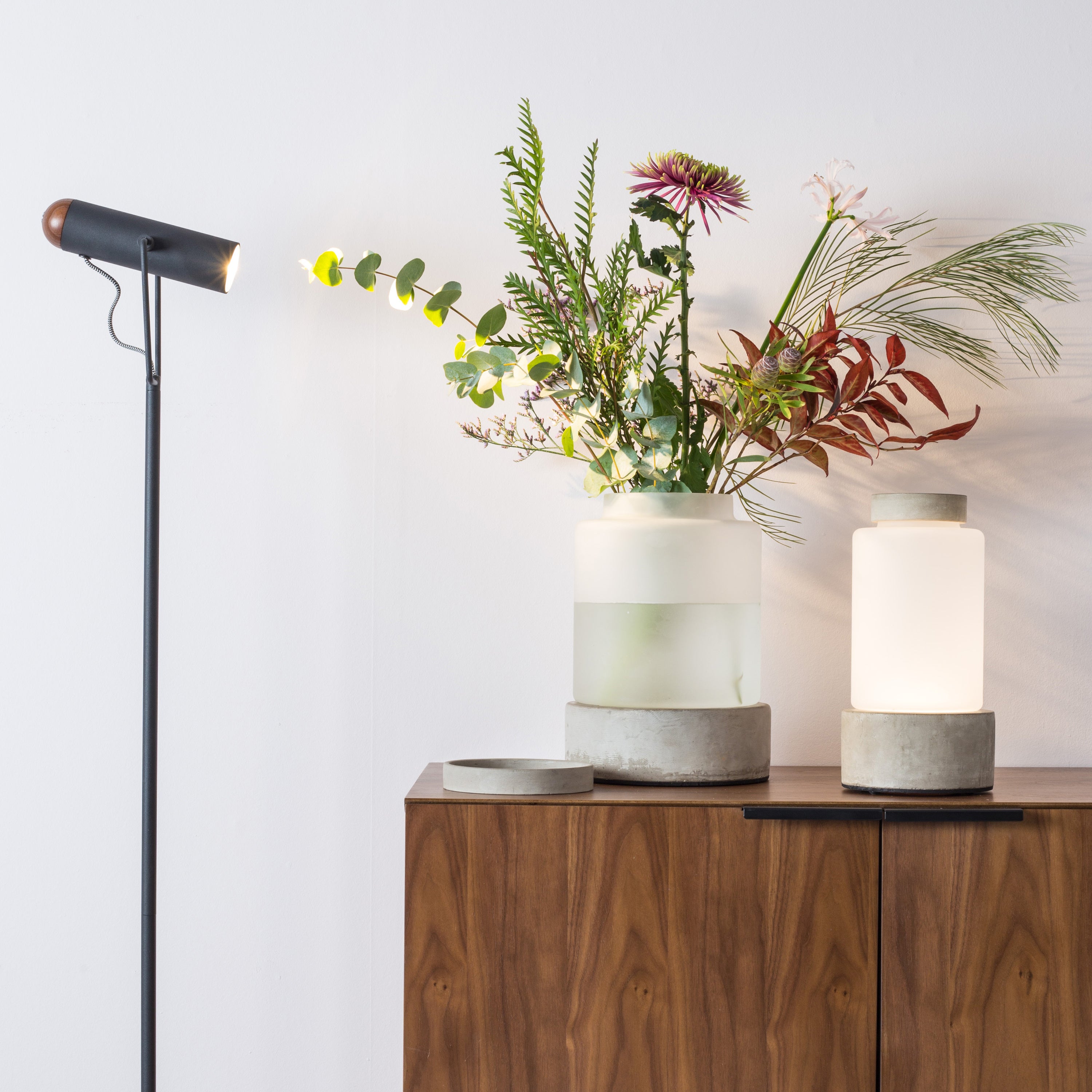 Zuiver Travis Dressoir - Walnoot