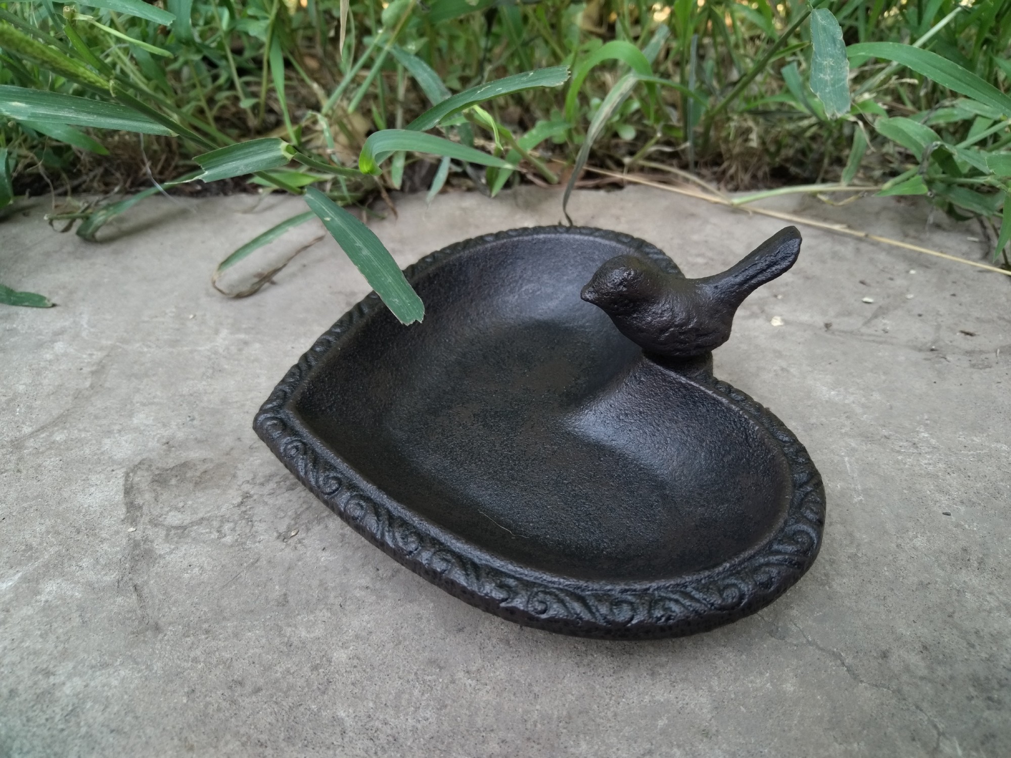 Vögeltränke 'Herz', aus Gusseisen, B 16,5 cm, L 14 cm, H 7,5 cm günstig bestellen