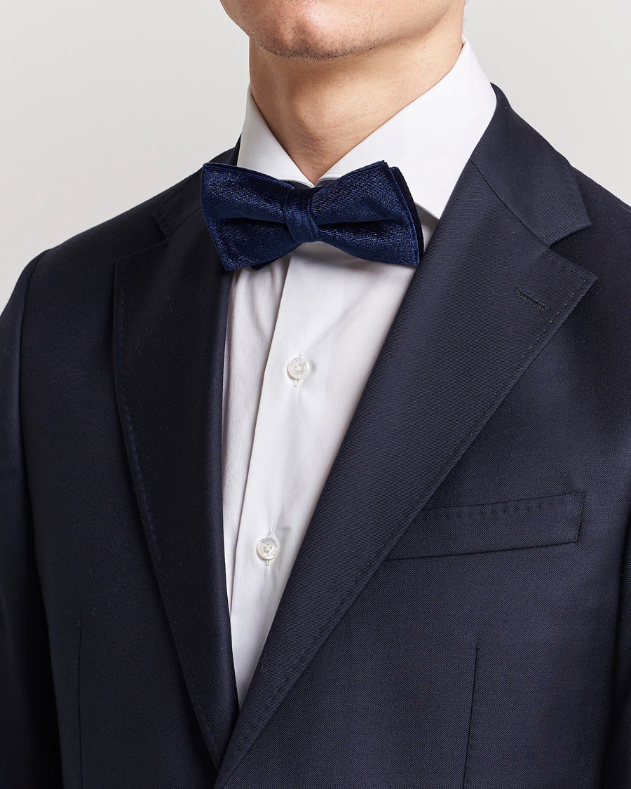 Amanda Christensen Velvet Pre Tie Navy