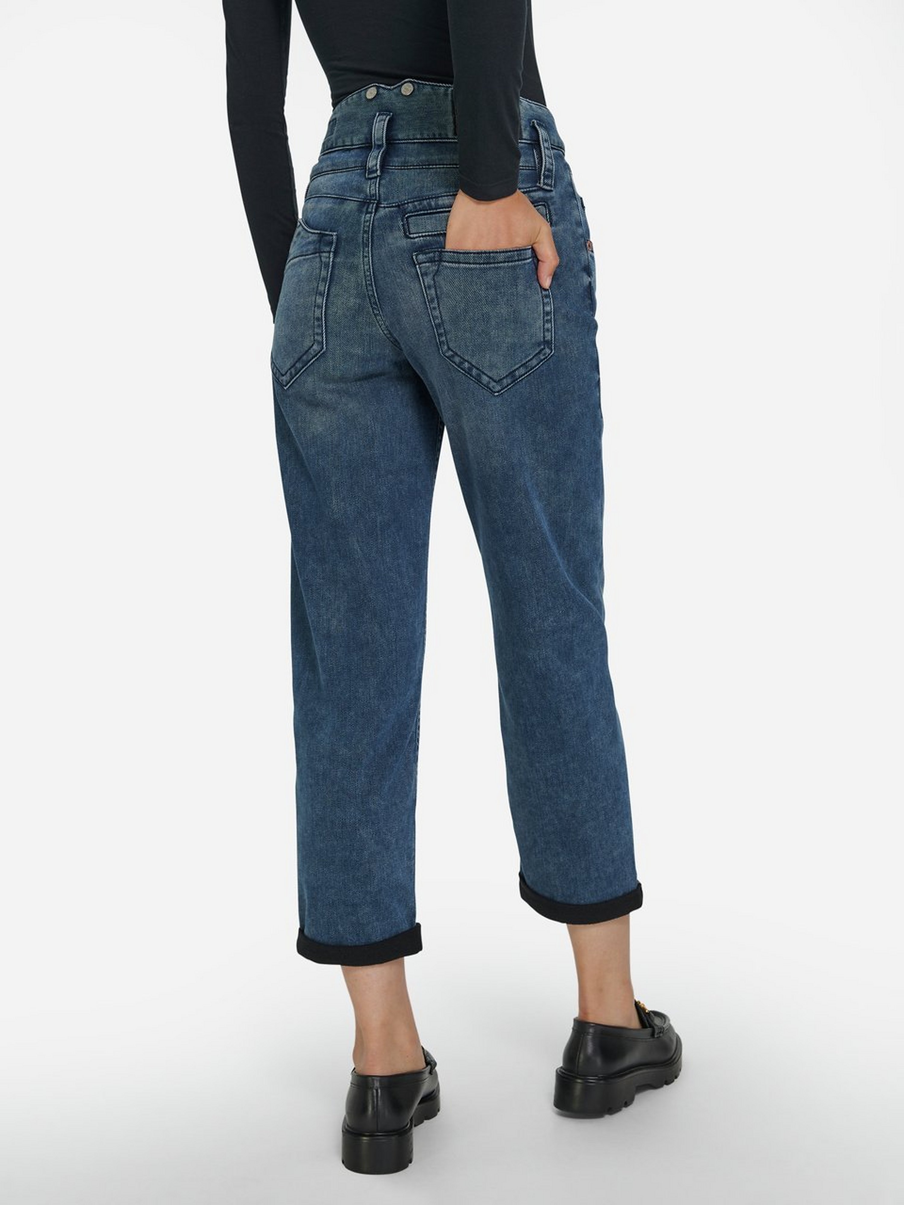High Waist-Jeans Pitch