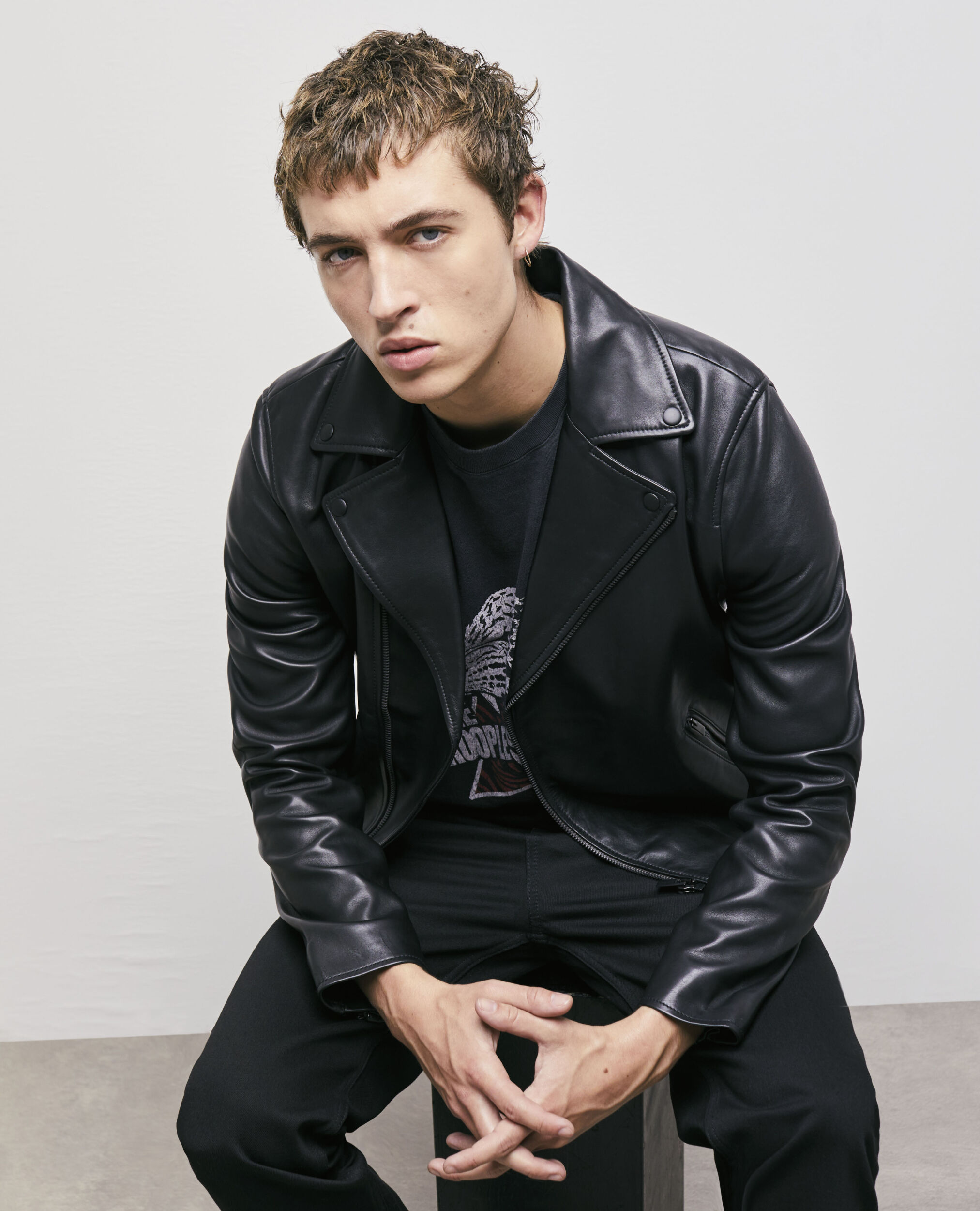 Blouson en cuir noir