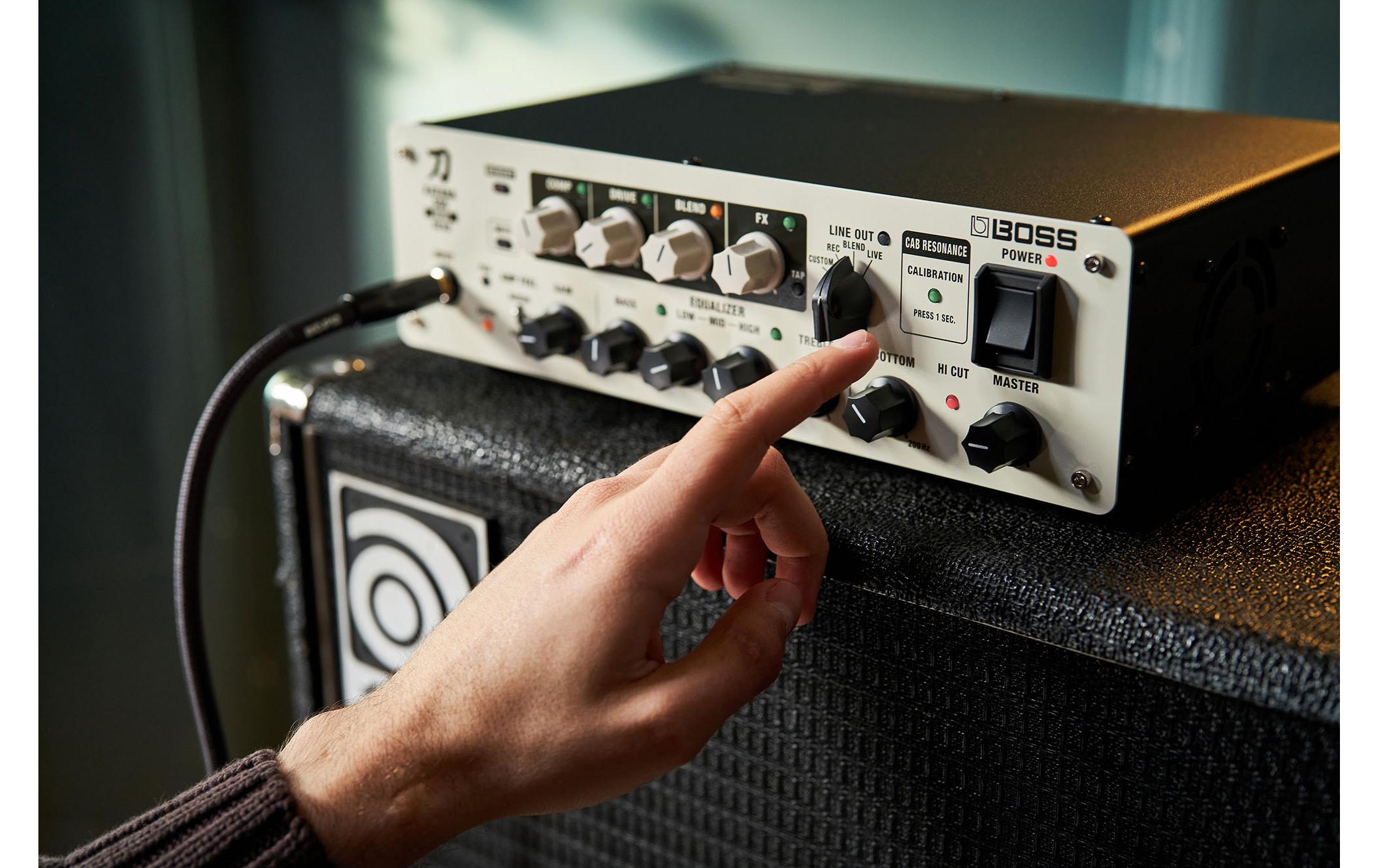 Topteile KATANA-500 BASS HEAD<br>Transistor Topteil für E-Bass