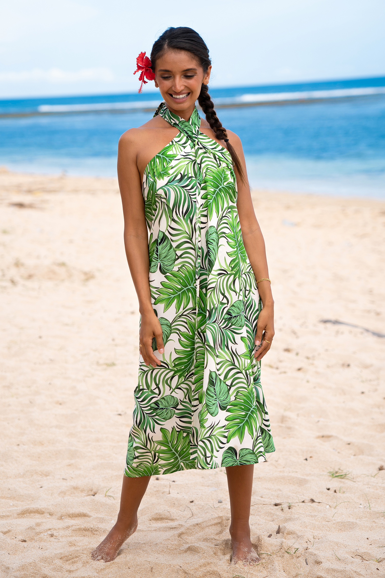 Robe cover up avec une épaule à feuilles de palmier verte