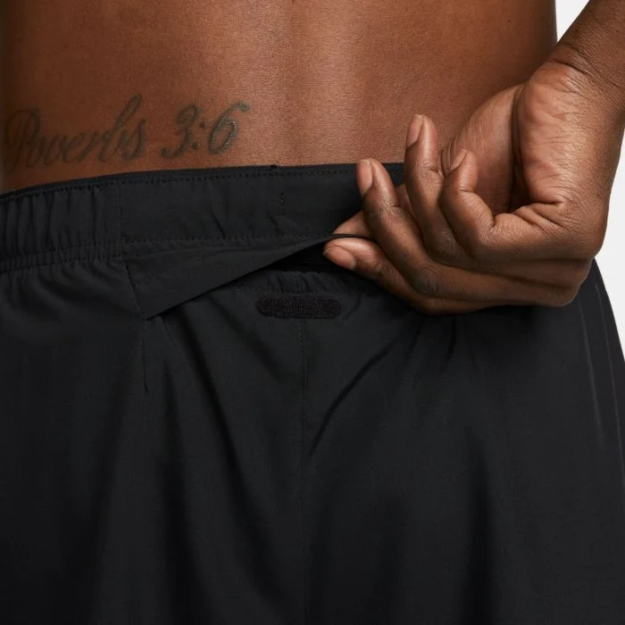 Nike Herre Shorts Dri-FIT Challenger 5 Inch Shorts Sort