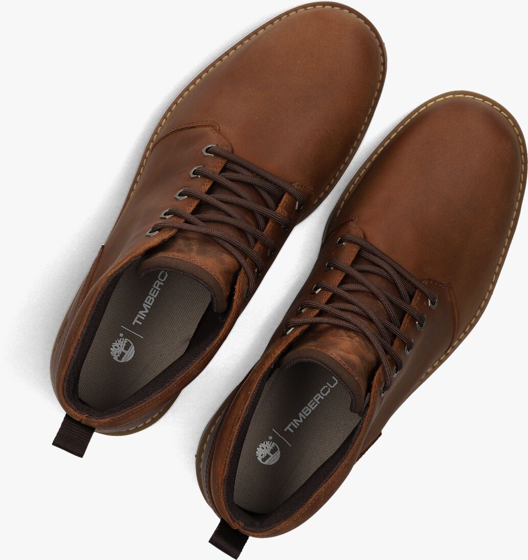 bruine timberland veterboots britton road mid lace up chukka
