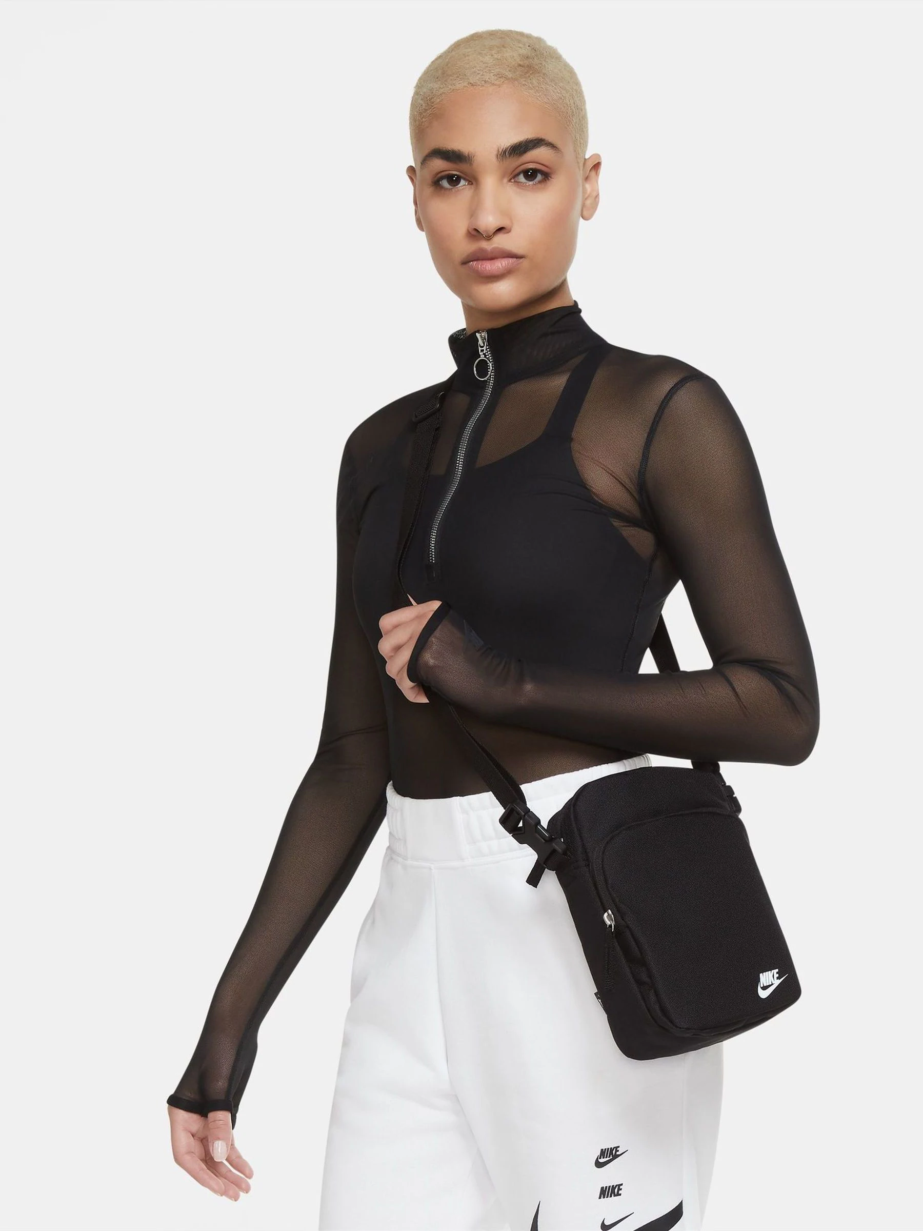 Nike Heritage crossbodytas