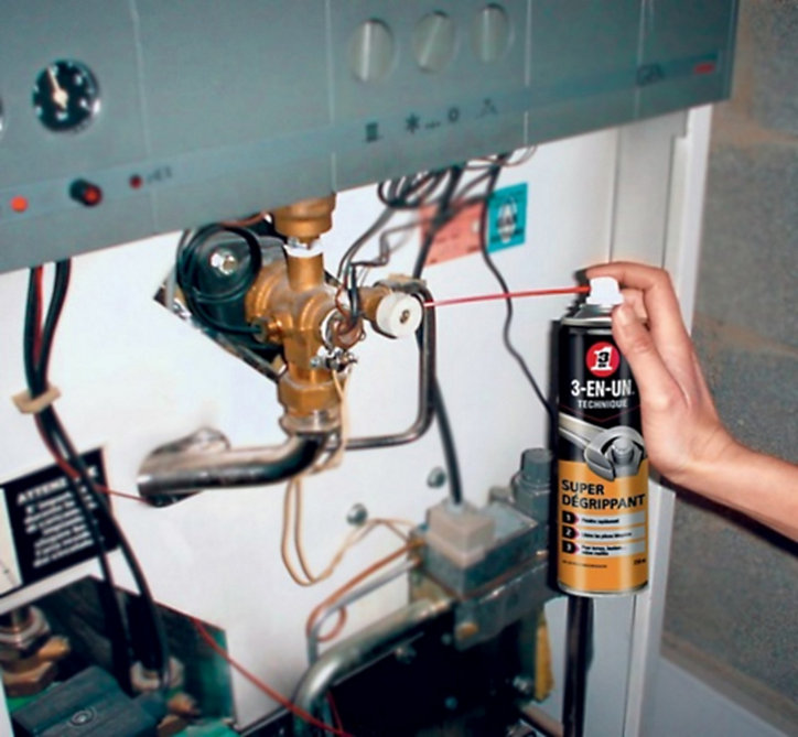 Super Dégrippant 3-EN-UN TECHNIQUE 250ml