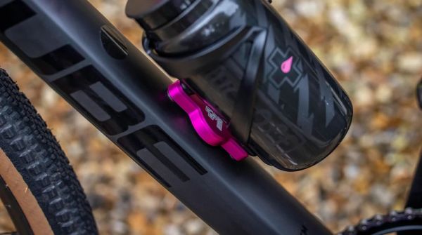 Muc-Off Secure 2.0 AirTag Holder