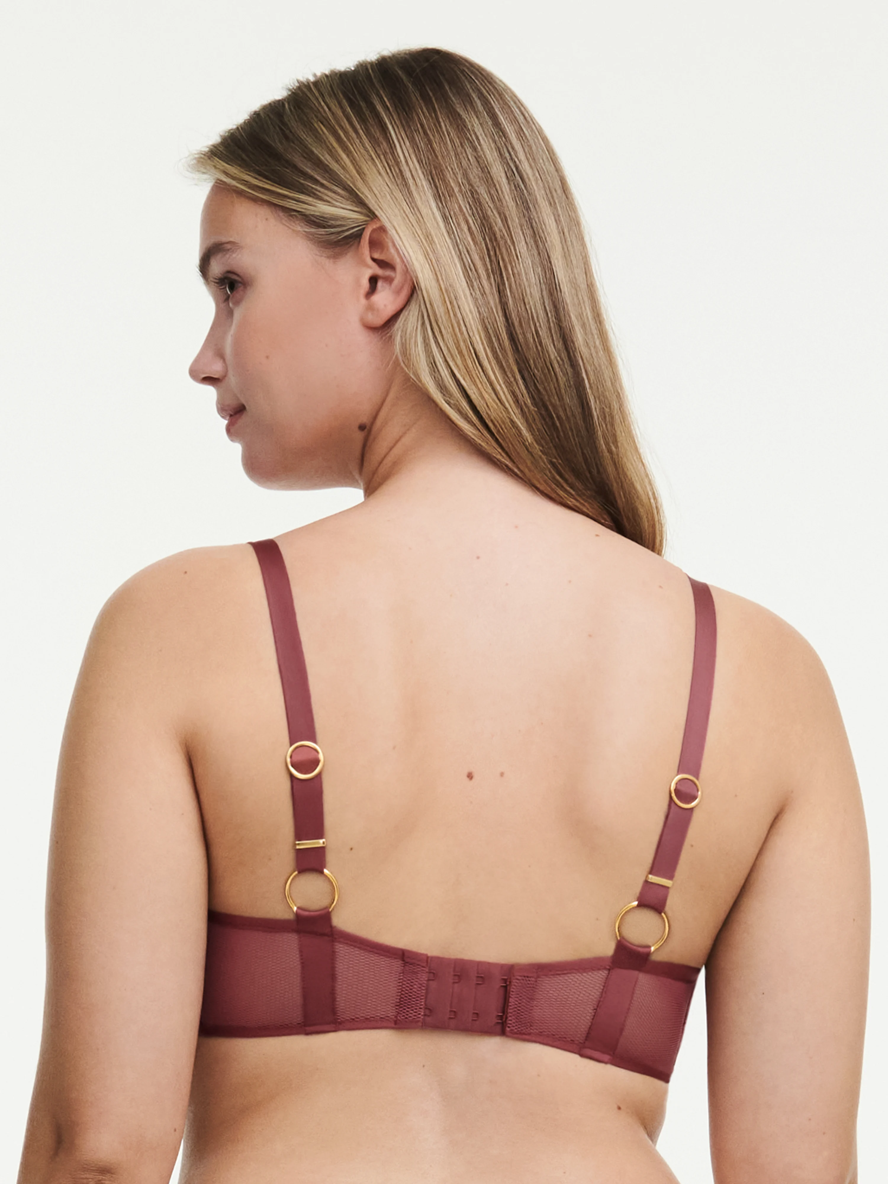 XQUISITE - Soutien-gorge plongeant avec dentelle de leavers | Rose