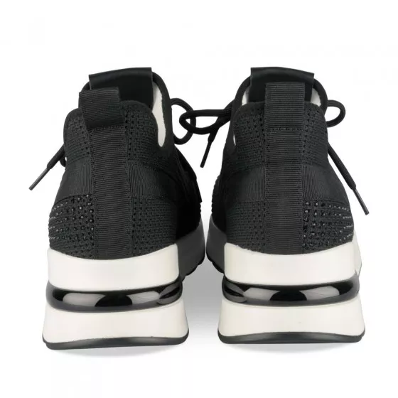 Baskets NOIR MERRY SCOTT