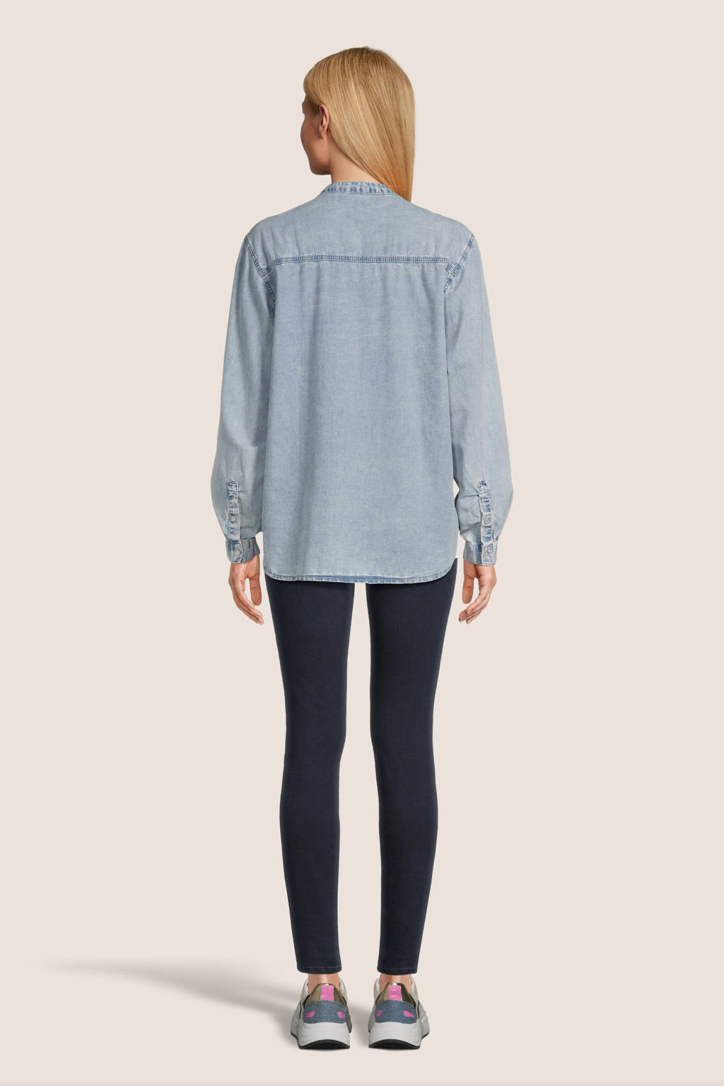 LOVE2WAIT denim zwangerschapsblouse light blue denim