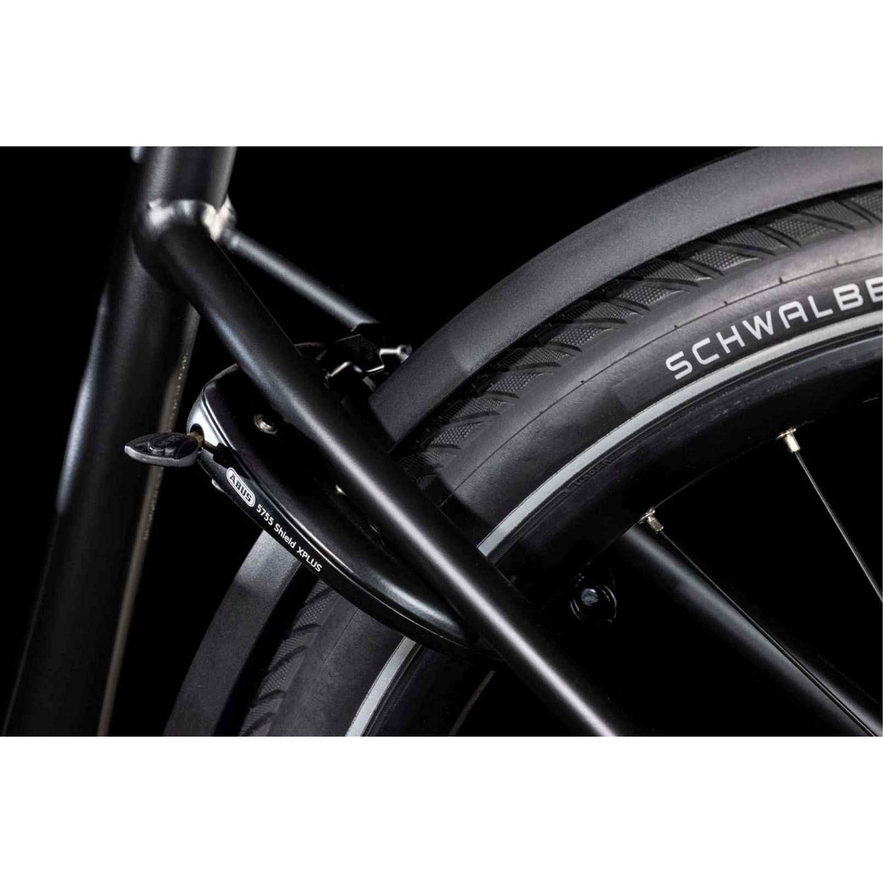 Cube Supreme Hybrid Comfort SLX 625 2025