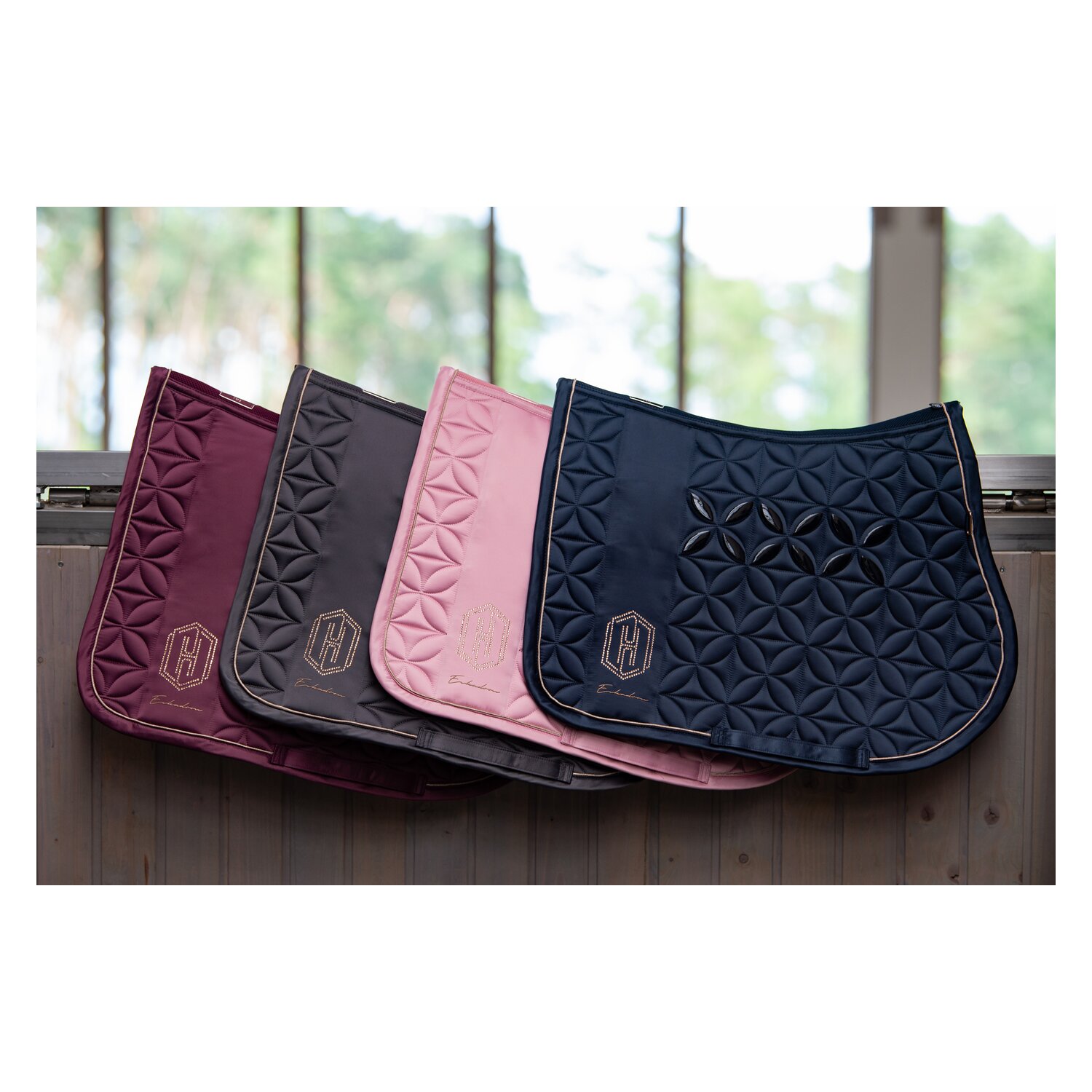 ESKADRON Heritage Schabracke Mattgloss Big Square - navy