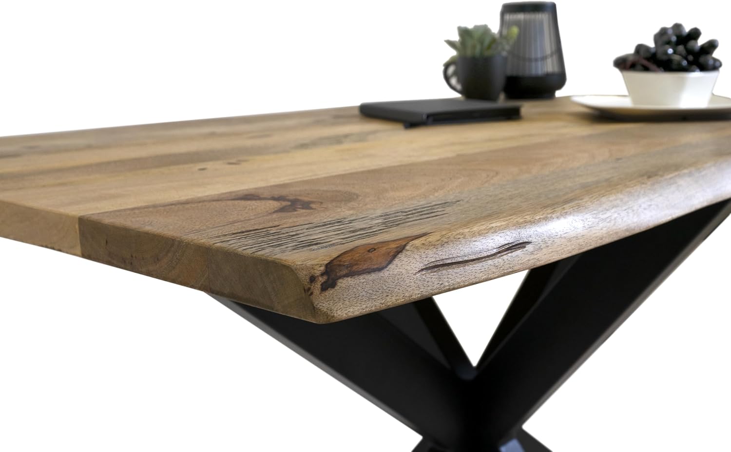 SAM Esstisch Tiger 160 x 85 cm, Mangoholz massiv & naturfarben, Baumkantentisch mit Spider-Metallgestell in Schwarz, echte Baumkante, Esszimmertisch in Vintage-Optik