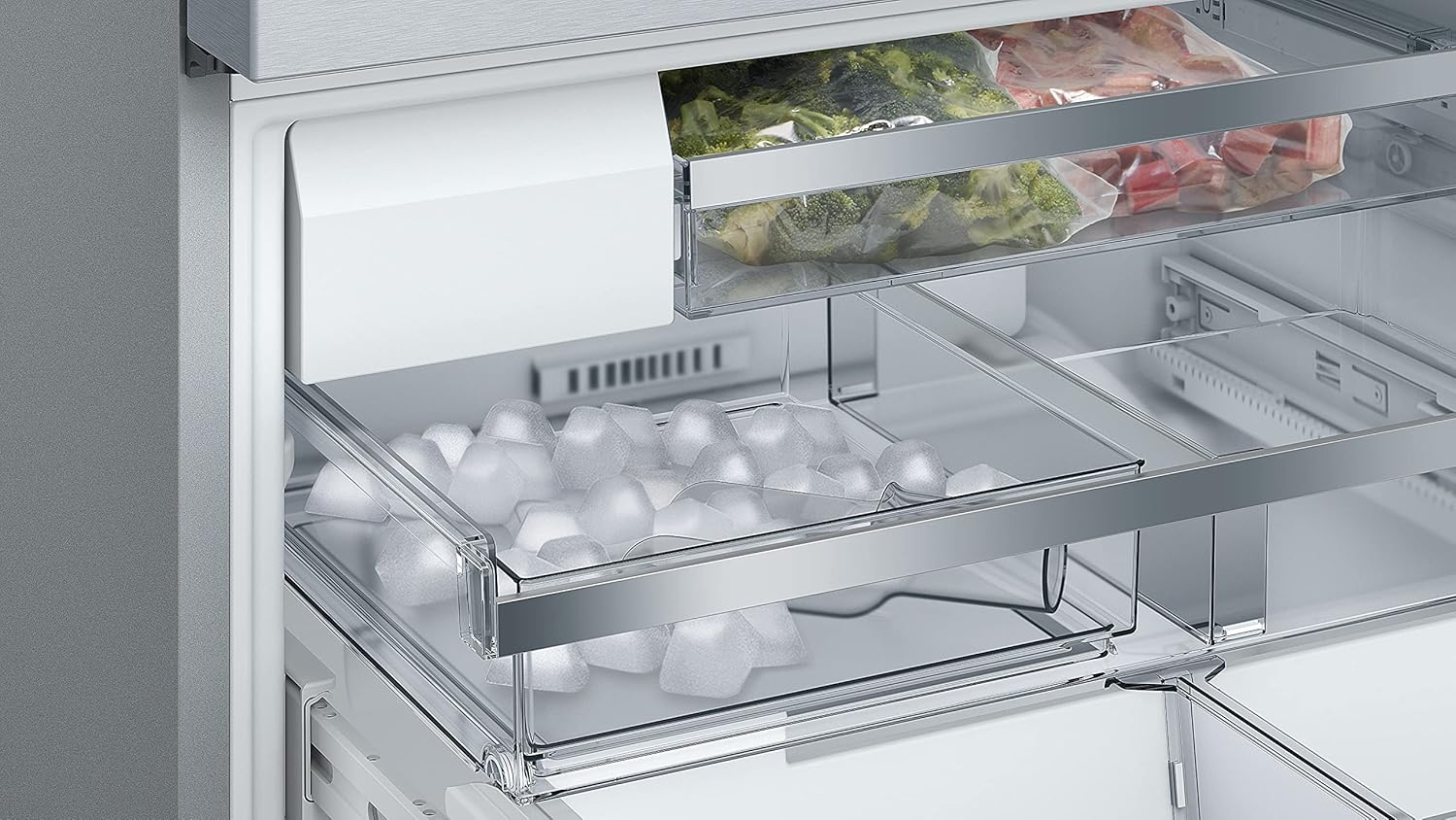 Bosch KFF96PIEP Serie 8 Smarter French Door Kühlschrank, 183 x 90,5 cm, 402 L Kühlen & 171 L Gefrieren, VitaFresh pro 3x längere Frische, NoFrost nie wieder abtauen, Eis- und Wasserspender