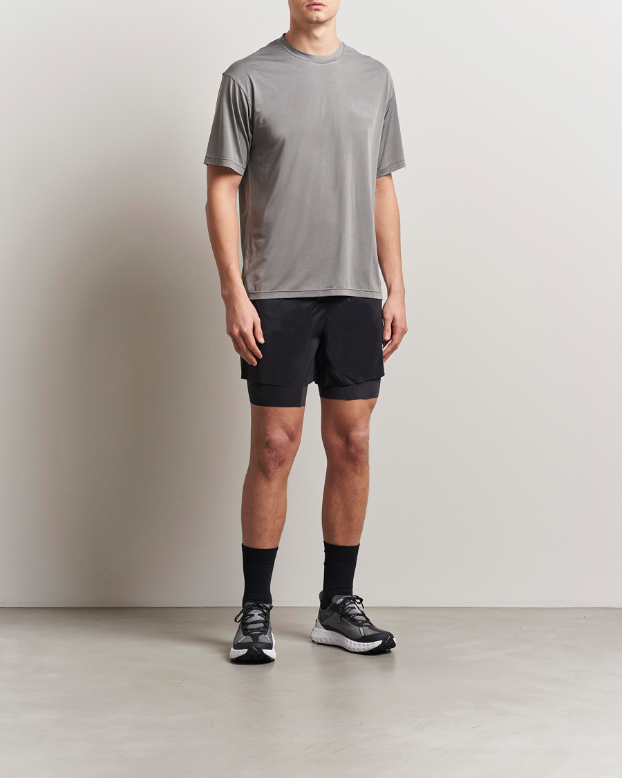 Satisfy AuraLite T-Shirt Mineral Graphite