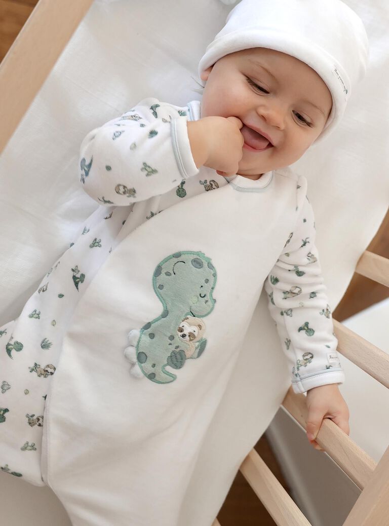 Pyjama et bonnet en velours écru