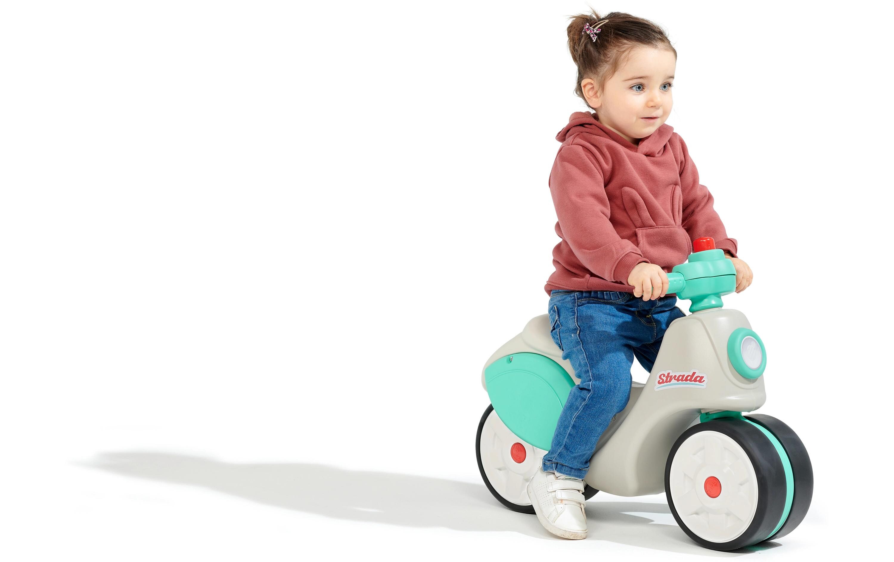 Rutschfahrzeug Strada Early Years ScooterScooter mit geräuscharmen Rädern, Lenker mit Richtungsanzeige und Hupe