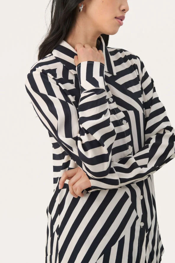 Part Two DelvinPW SH Deconstructed stripe