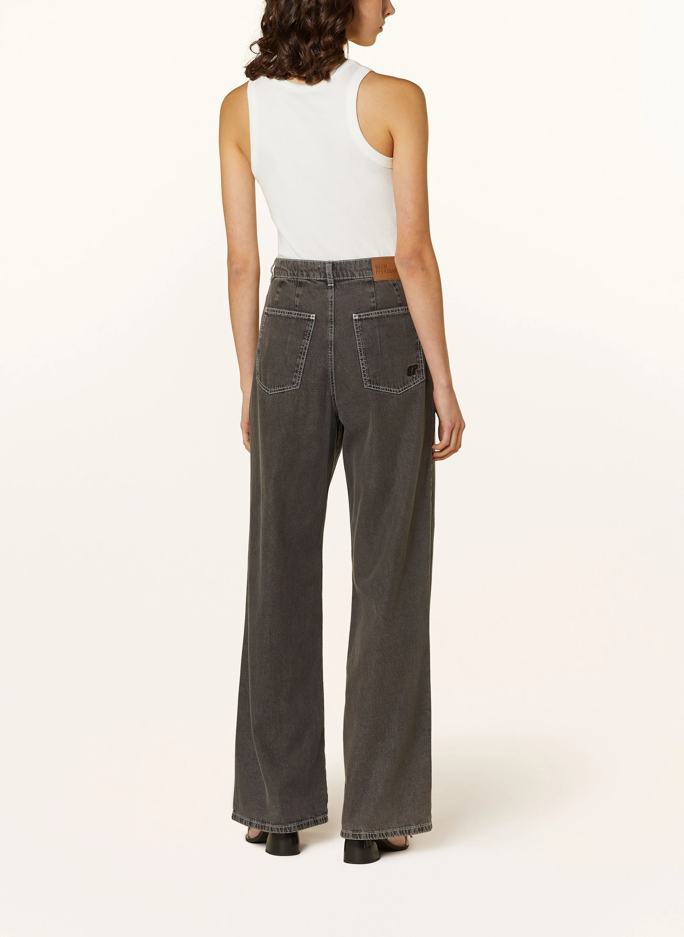 BAUM UND PFERDGARTEN Straight Jeans NANNY