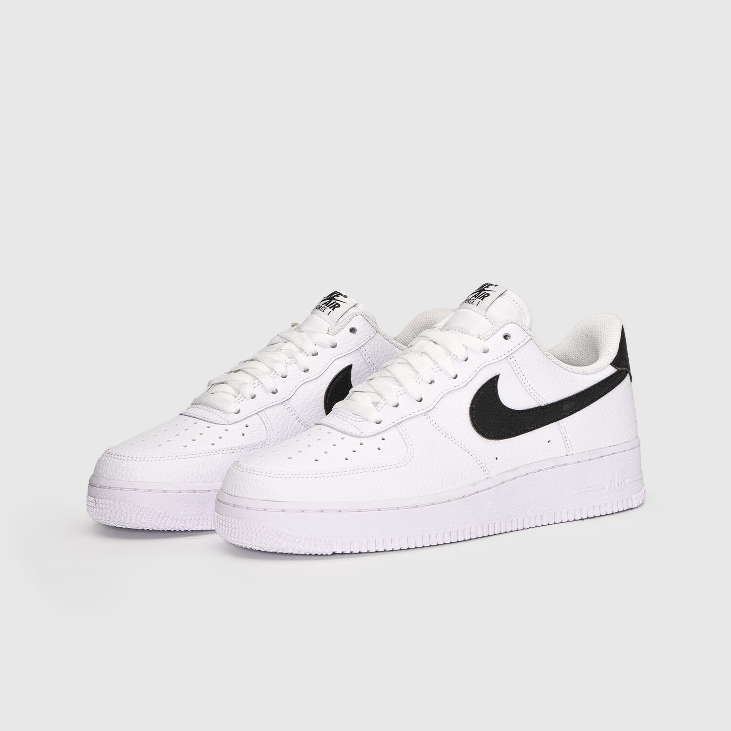 Nike Air Force 1 '07-Blanco/negro