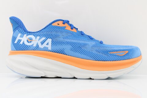 HOKA Clifton 9