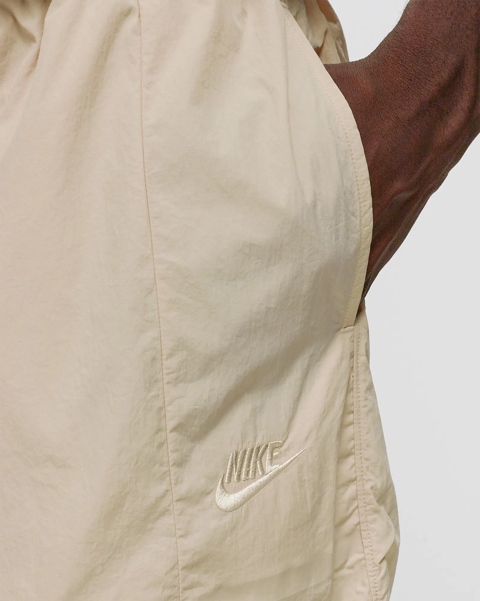 Nike SPORTSWEAR TECH PACK WOVEN SHORTS