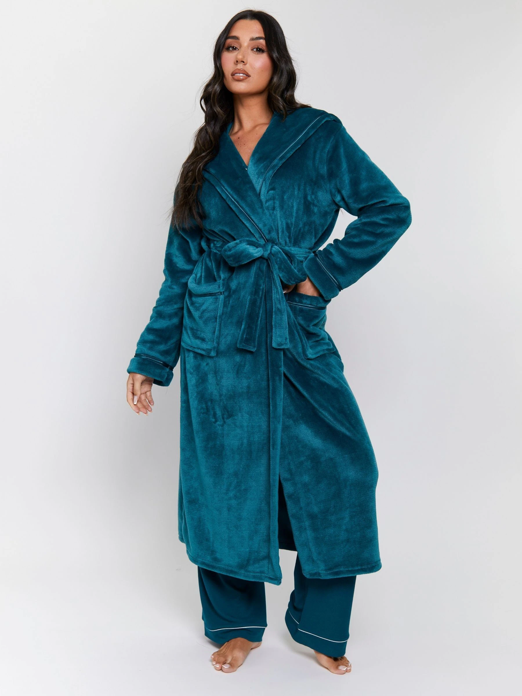 Blauwgroen - Loungeable Christmas Ribbon Trim Luxury Fleece Hooded Maxi Robe