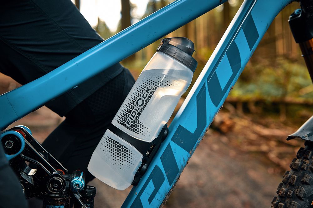 Fidlock TWIST Bottle 800 + Bike Base kaufen | Bike-Discount