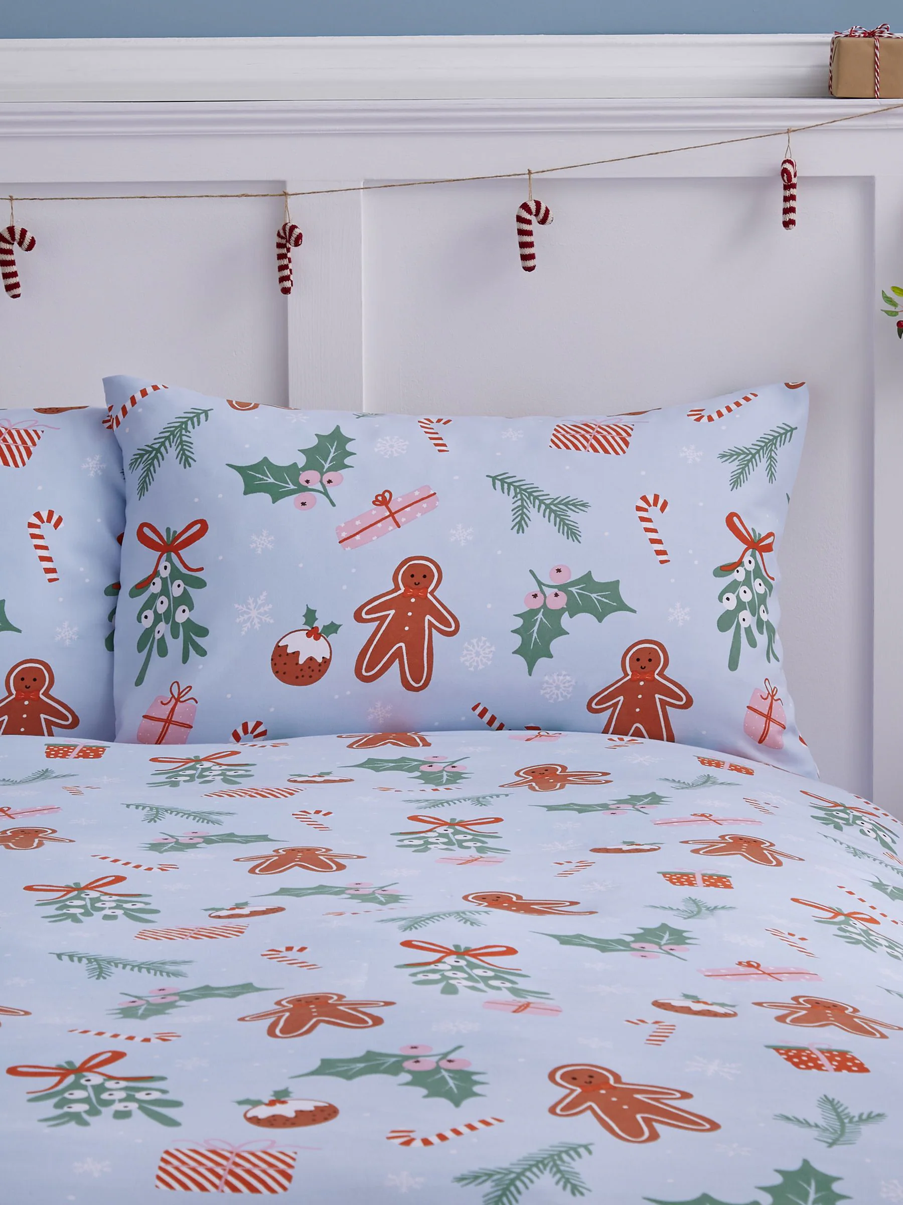 Catherine Lansfield kerstdekbedovertrek met peperkoeken mannetje